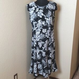 Shelby & Palmer Floral Print Dress Black White